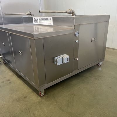 Combinazione di macchine per la macinazione della carne e di salsicce per le linee di lavorazione della carne commerciale