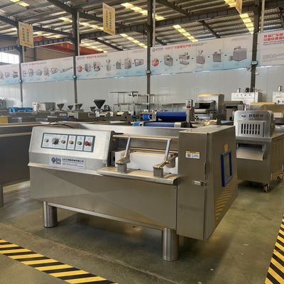 4-60 mm automatischer Fleischschneider für gefrorene Fleischwürfel in Lebensmittelproduktionslinien
