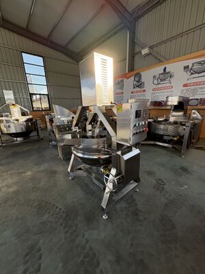 User-friendly Big Capacity Jacketed Kettle Electric Sauce Sugar Cooking Pot with Agitator Mixer