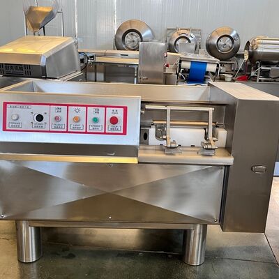 Commercial 300kg/h-700kg/h Meat Dicing Machine Low Meat Loss Rate Cube Cutter